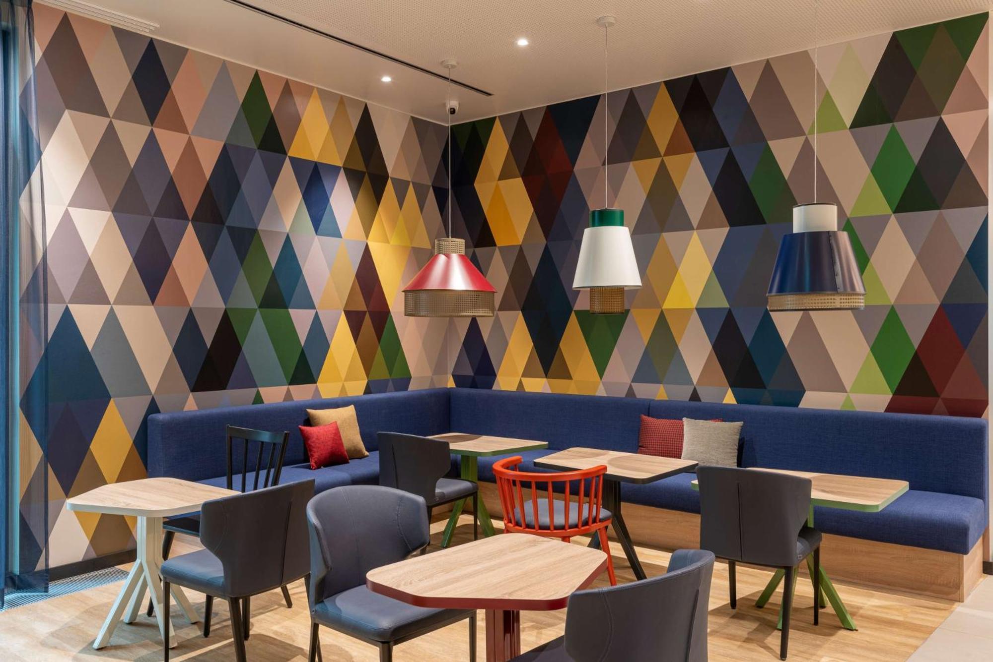 Hampton By Hilton Munich City North Exterior photo